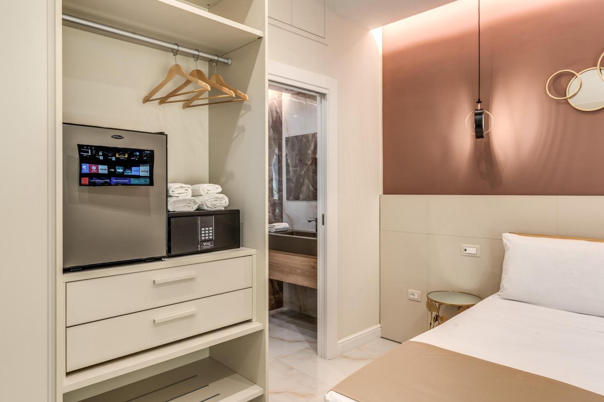 Hotel Le Stanze Di Venere à Naples Extérieur photo